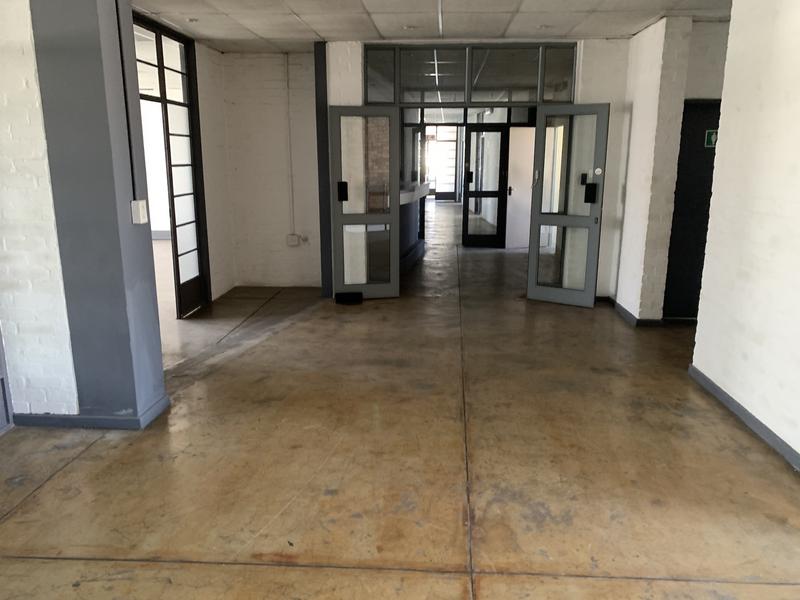 To Let commercial Property for Rent in Paarden Eiland Western Cape